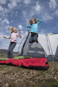 Matelas Klymit Insulated Static V Luxe -France Camping Soldes Boutique matelas gonflable klymit static v luxe insulated 08